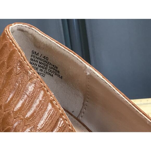 BCBGeneration Penni Heels Women's 9 Brown Snake Skin Slip-On Platform Pump - Picture 8 of 8